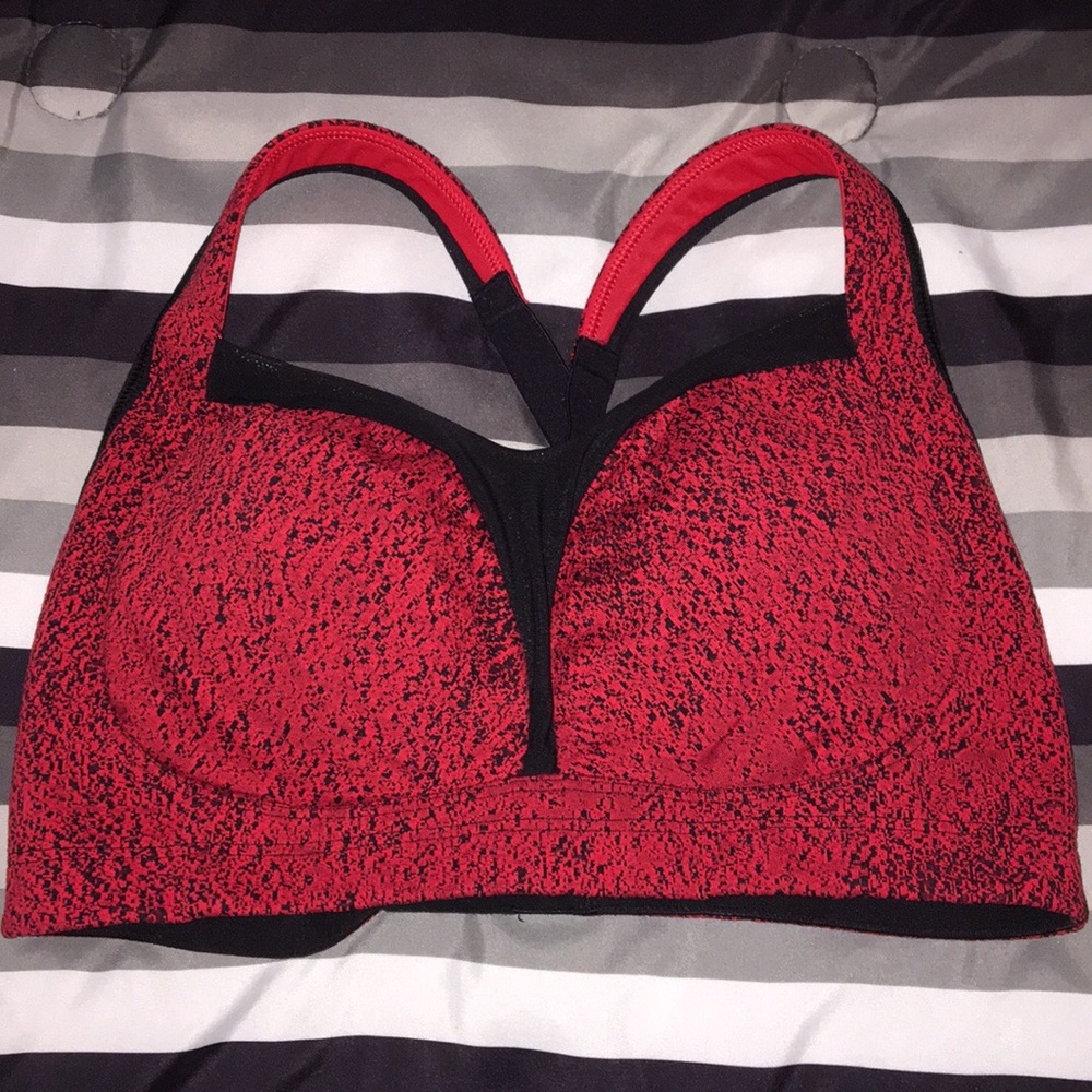Lululemon Ta-Ta Tamer Sports Bra